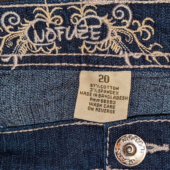 Ladies No Fuze Emboidered Dark Blue Jean Skirt Size 20 - Picture 2 of 5